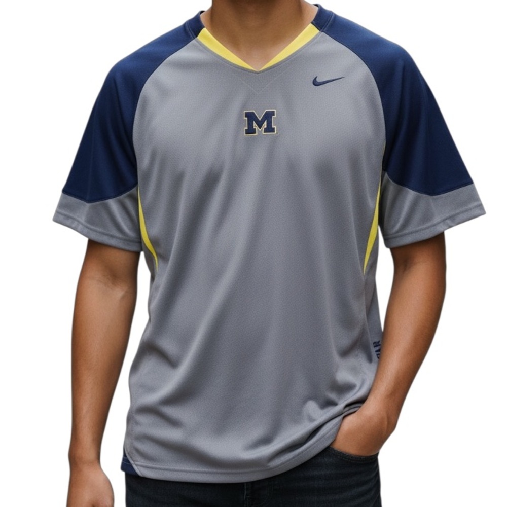 NIKE Team Apparel Michigan Wolverines V Neck Basketball Warm Up Jersey VINTAGE